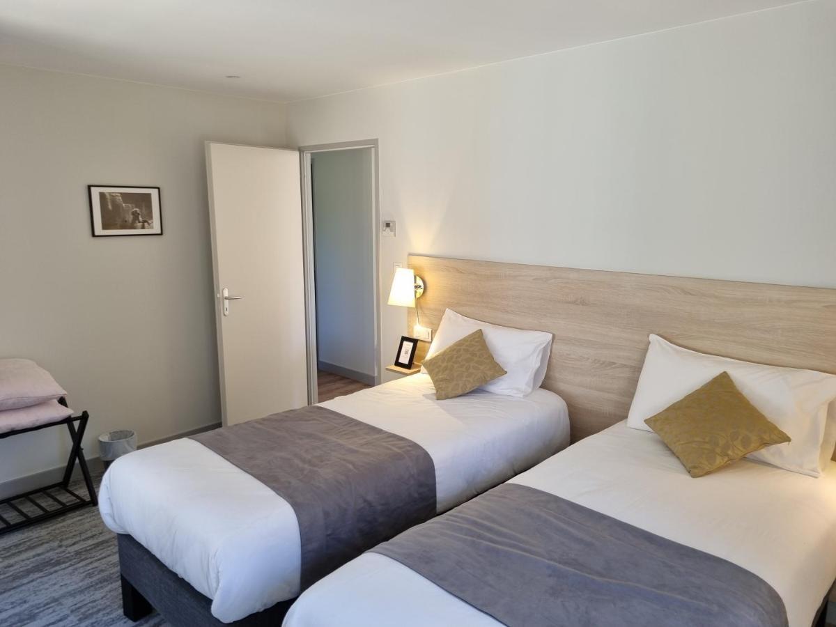 Logis Hotel Archambeau Thonac ภายนอก รูปภาพ